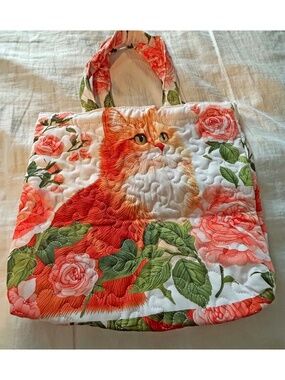TOTE BAG, QUILTED, OPEN TOP, COLOUR CAT FACE WITH FLOWERS, NO POCKETS, IN BAG,